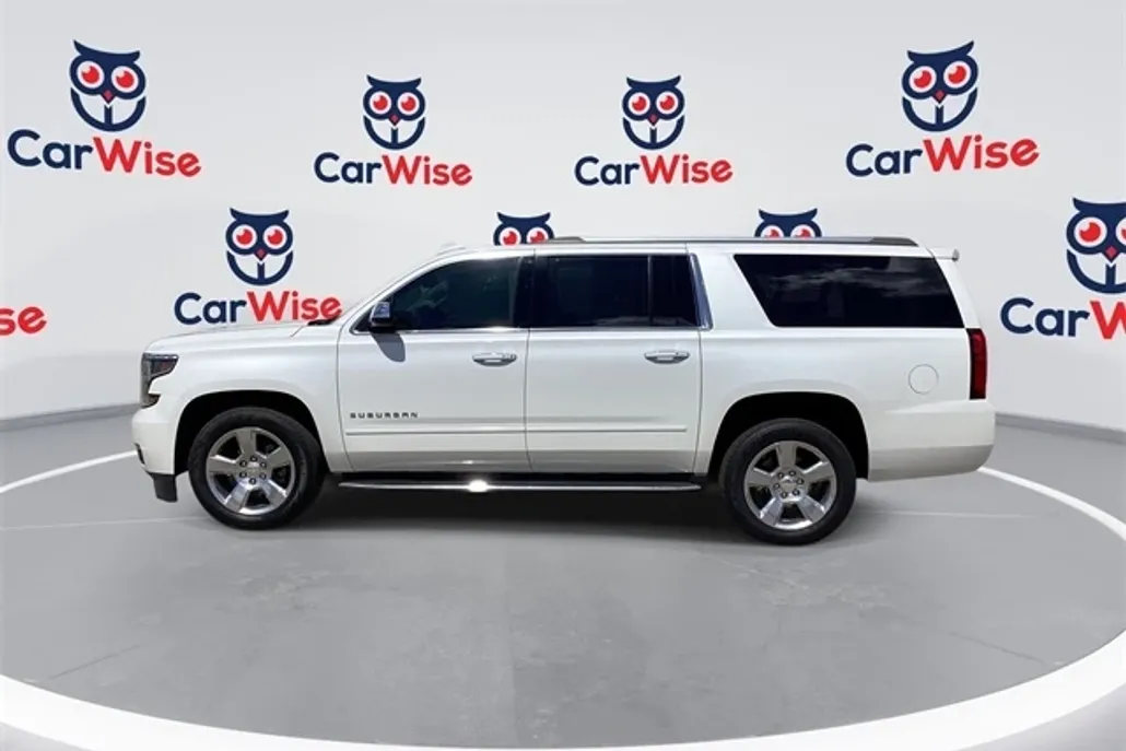2019 Chevrolet Suburban Premier photo 1