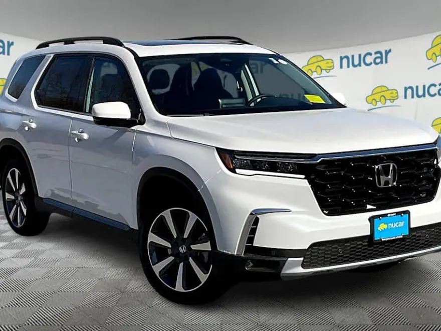 2025 Honda Pilot Elite photo 1