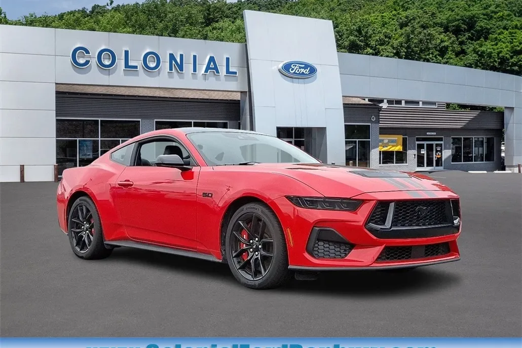 2025 Ford Mustang GT Premium photo 1