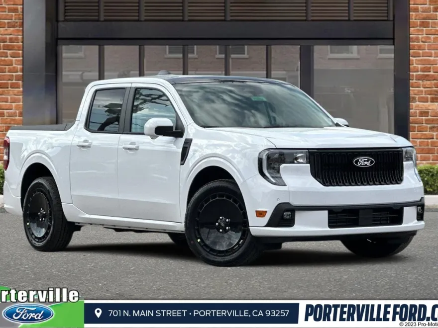 2025 Ford Maverick photo 1