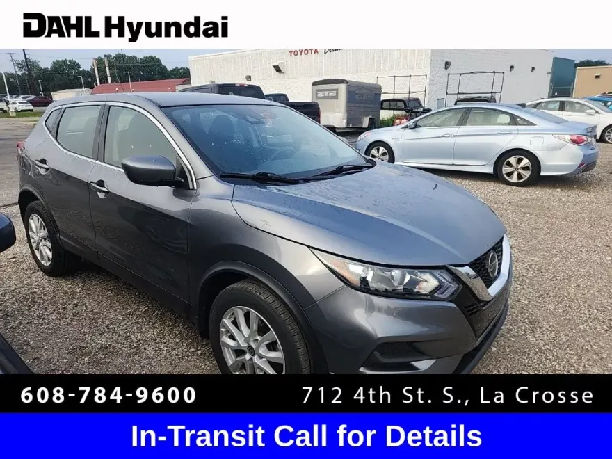 2021 Nissan Rogue Sport S photo 1