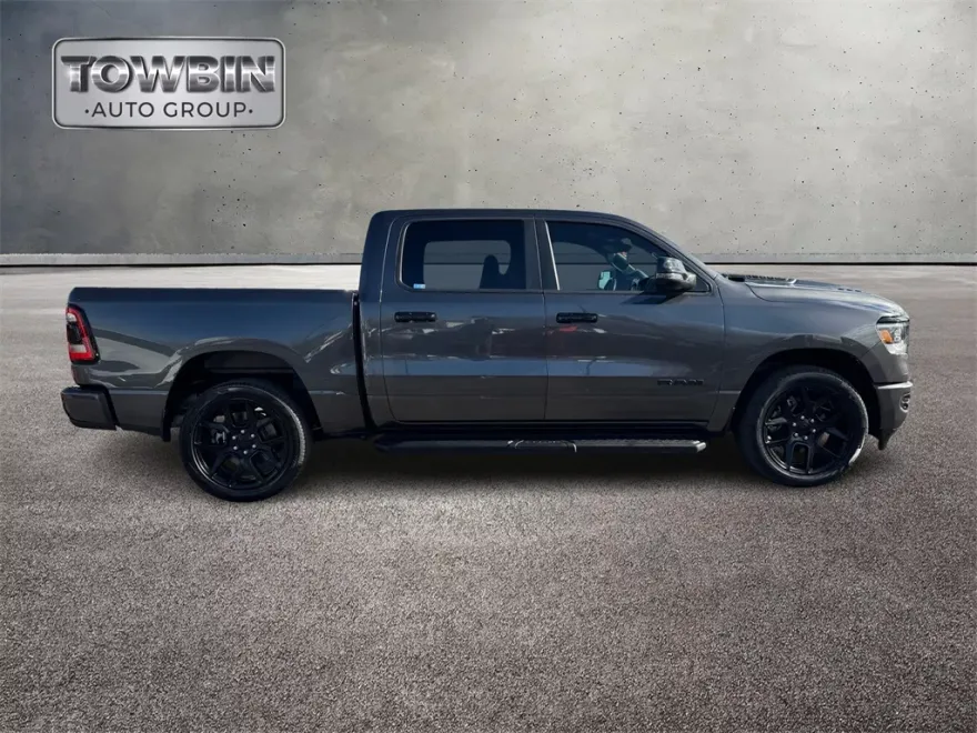 2023 Ram 1500 Laramie photo 1