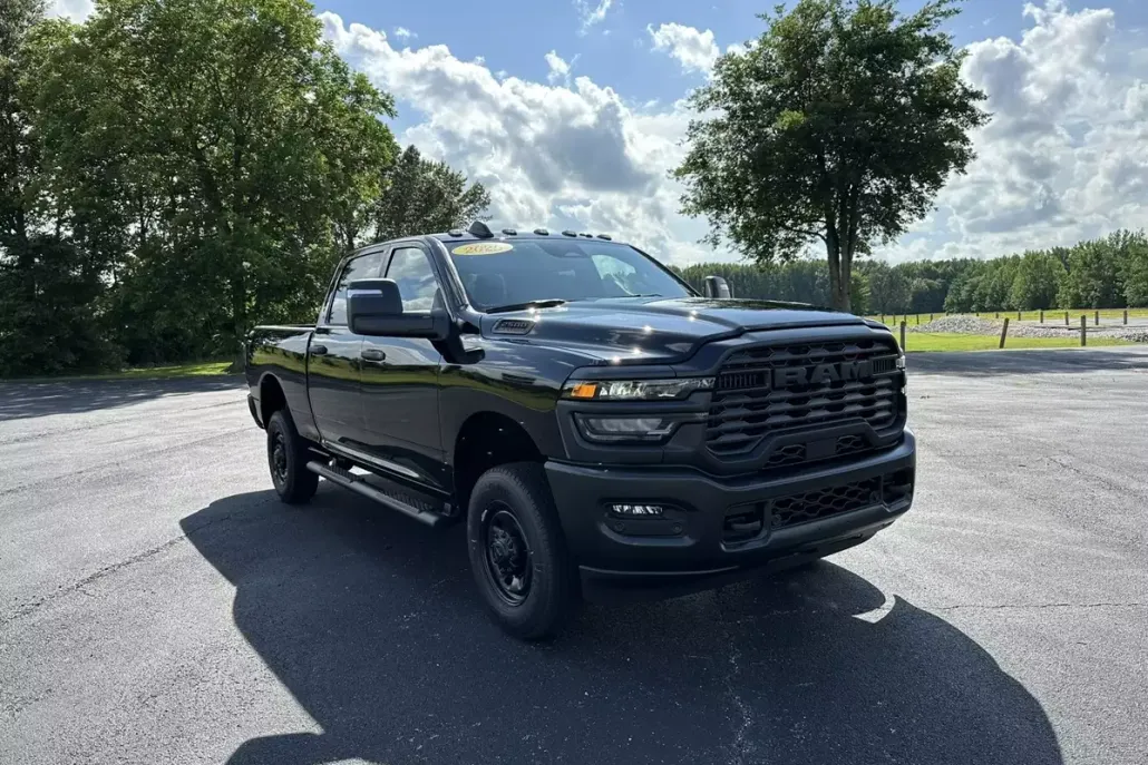 2025 Ram 2500 Tradesman photo 1