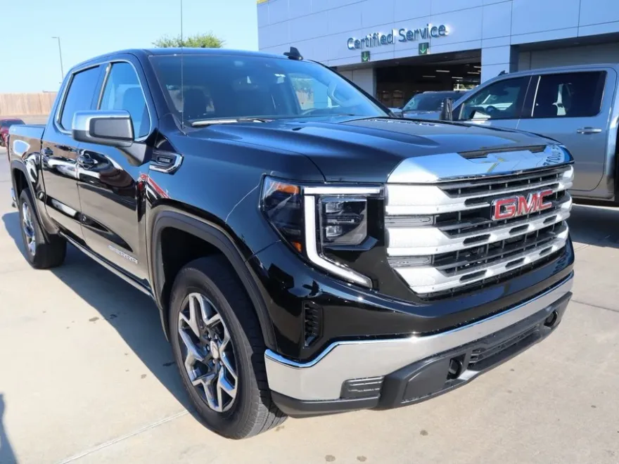 2026 Gmc Sierra 1500 SLE photo 1