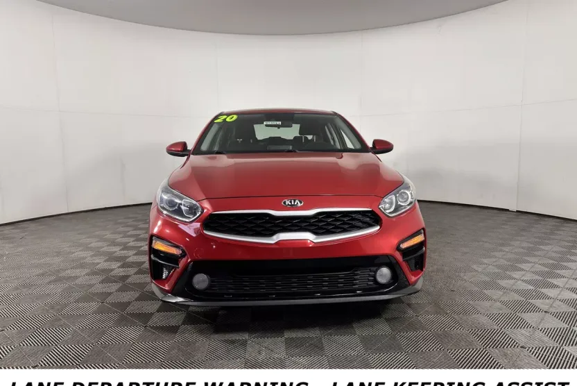 2020 Kia Forte LXS photo 1