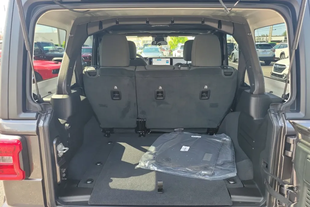 2025 Jeep Wrangler Sport S photo 1