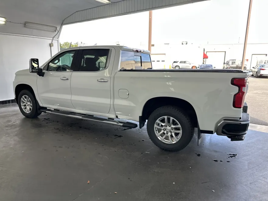 2021 Chevrolet Silverado 1500 LTZ photo 1