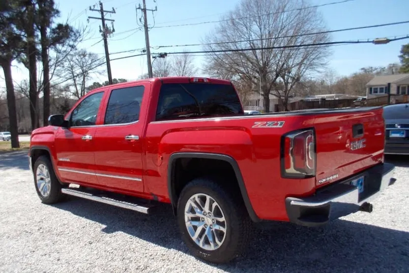 2018 Gmc Sierra 1500 SLT photo 1