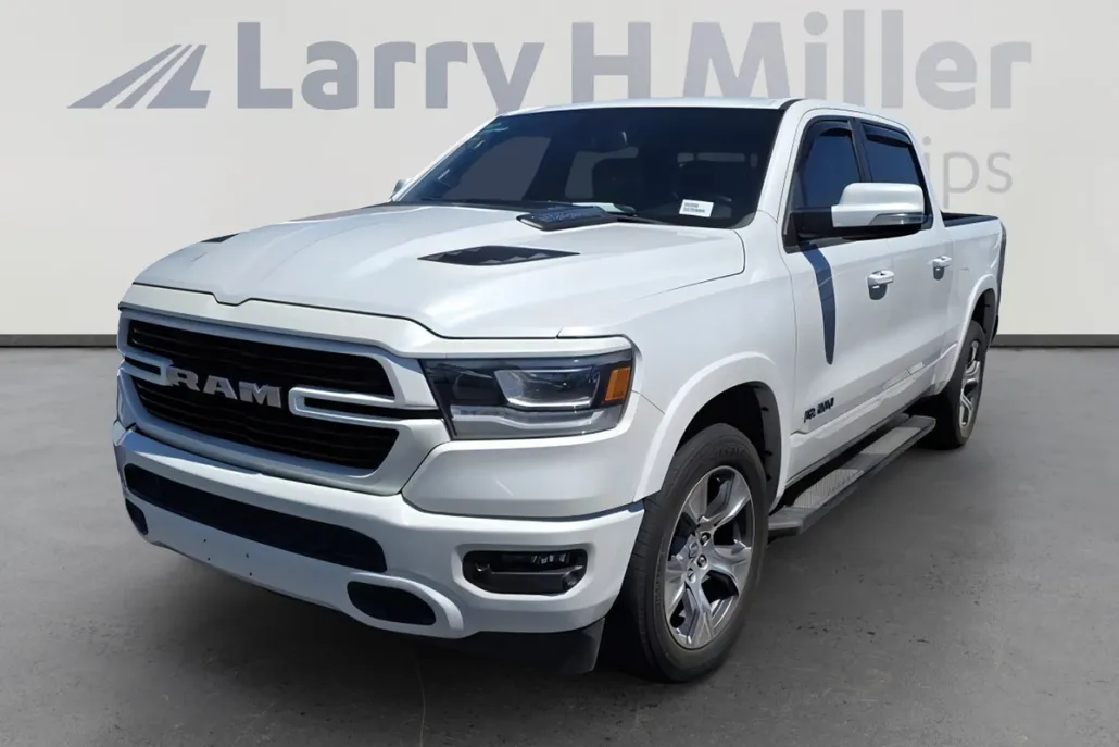 2019 Ram 1500 Laramie photo 1