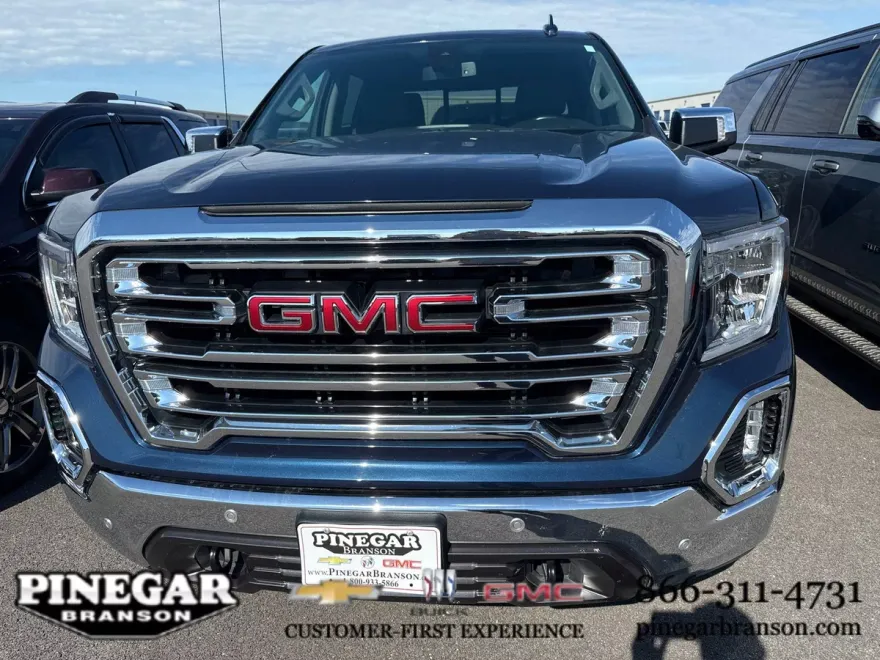 2019 Gmc Sierra 1500 SLT photo 1