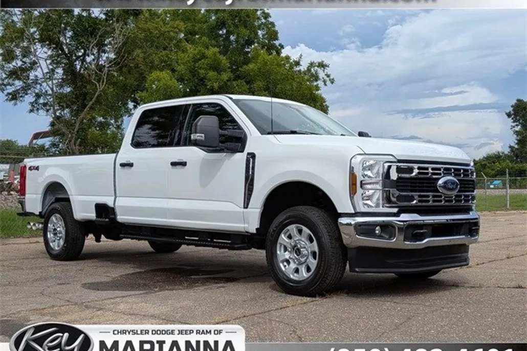 2024 Ford F-250 XLT photo 1