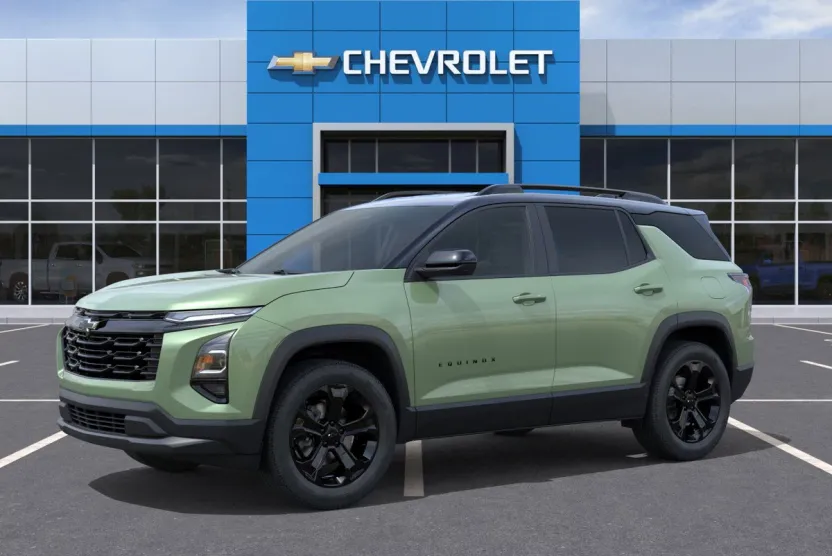 2026 Chevrolet Equinox LT photo 1