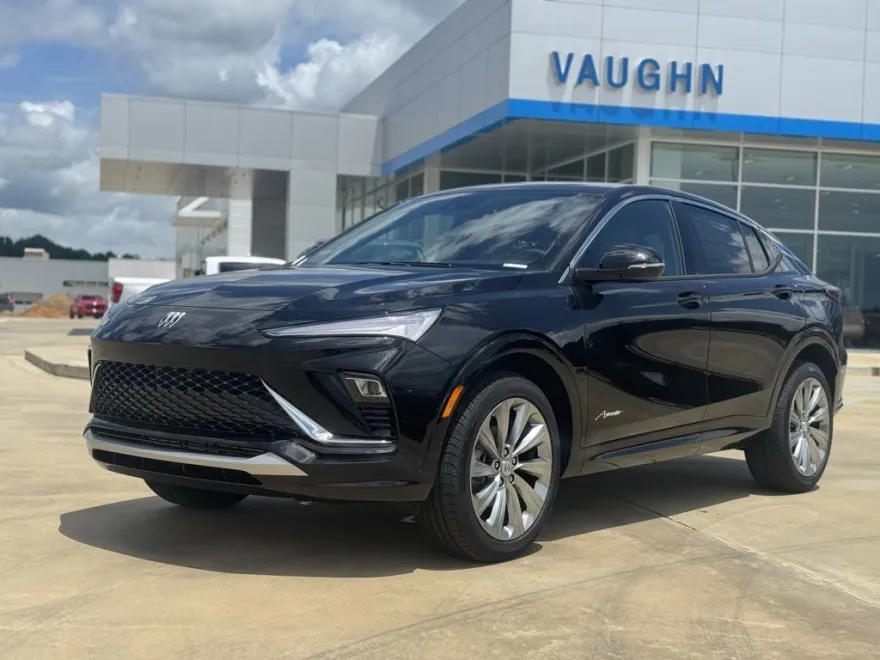 2025 Buick Envista Avenir photo 1