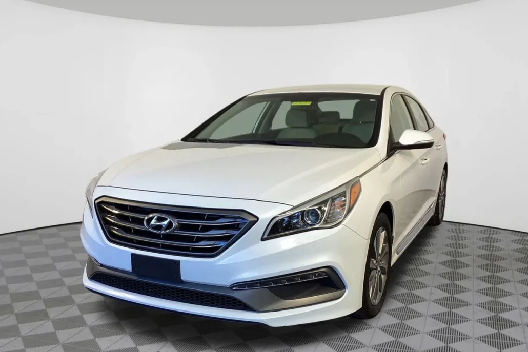 2017 Hyundai Sonata Sport photo 1