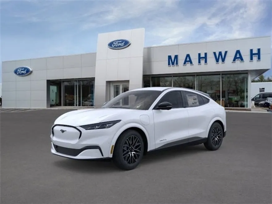 2025 Ford Mustang Mach-E Premium photo 1