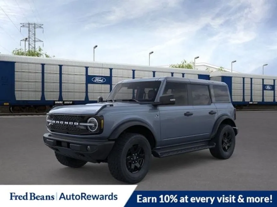 2025 Ford Bronco Outer Banks photo 1