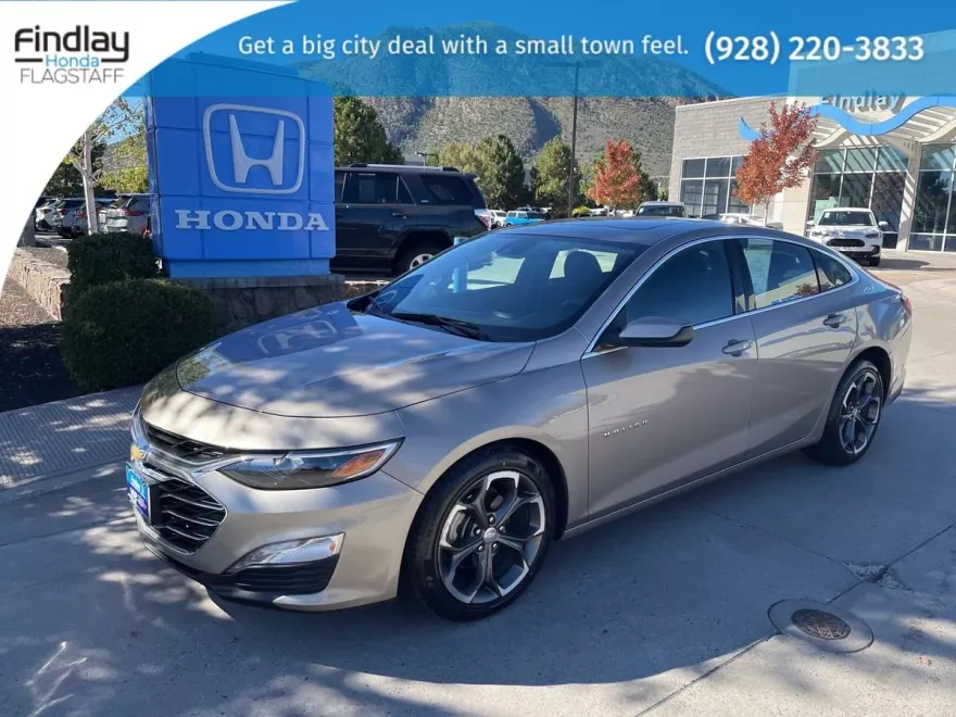 2023 Chevrolet Malibu 1LT photo 1