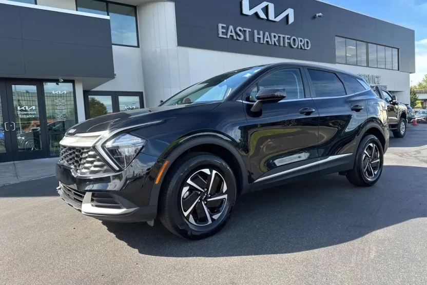 2023 Kia Sportage Hybrid LX photo 1