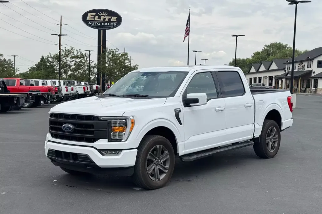 2023 Ford F-150 Lariat photo 1