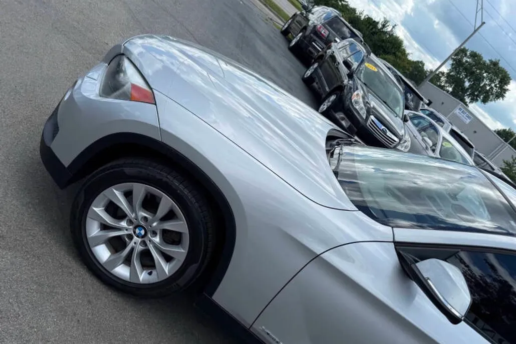 2013 Bmw X1 xDrive28i SAV photo 1
