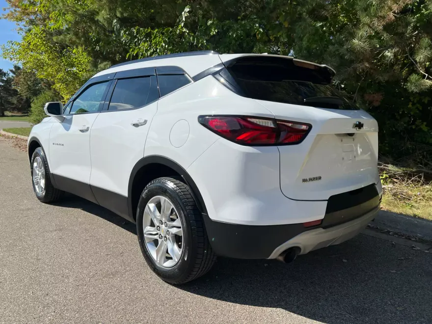 2020 Chevrolet Blazer 2LT photo 1