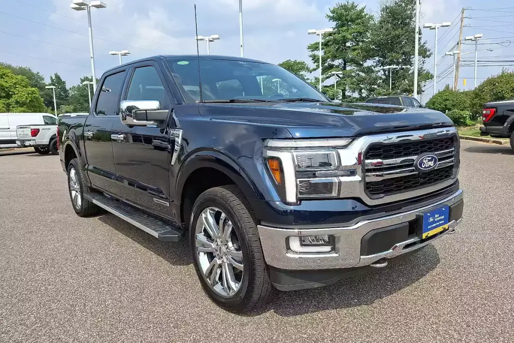 2024 Ford F-150 Lariat photo 1
