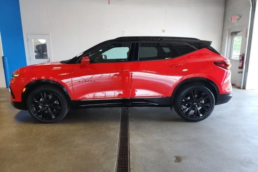 2022 Chevrolet Blazer RS photo 1