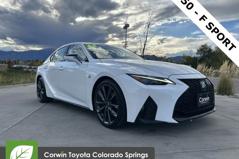 2023 Lexus IS 350 F SPORT photo 1