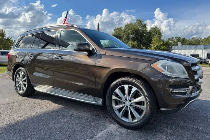 2015 Mercedes Benz GL 450 photo 1
