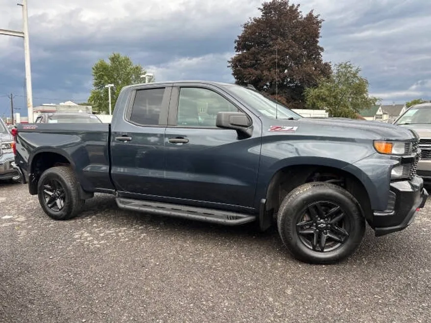 2019 Chevrolet Silverado 1500 Custom Trail Boss photo 1