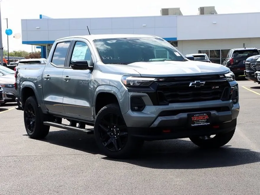 2025 Chevrolet Colorado Z71 photo 1