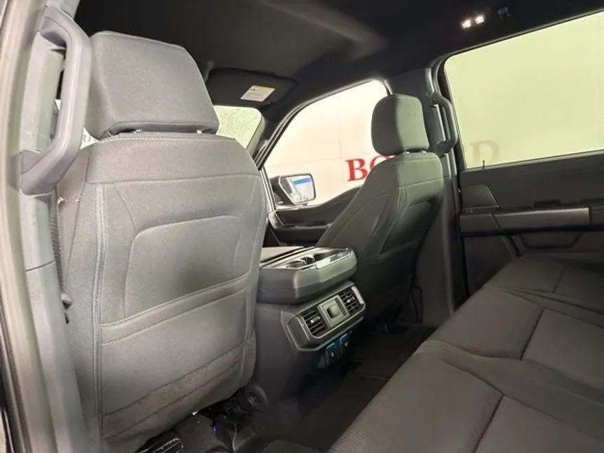 2024 Ford F-150 XLT photo 1