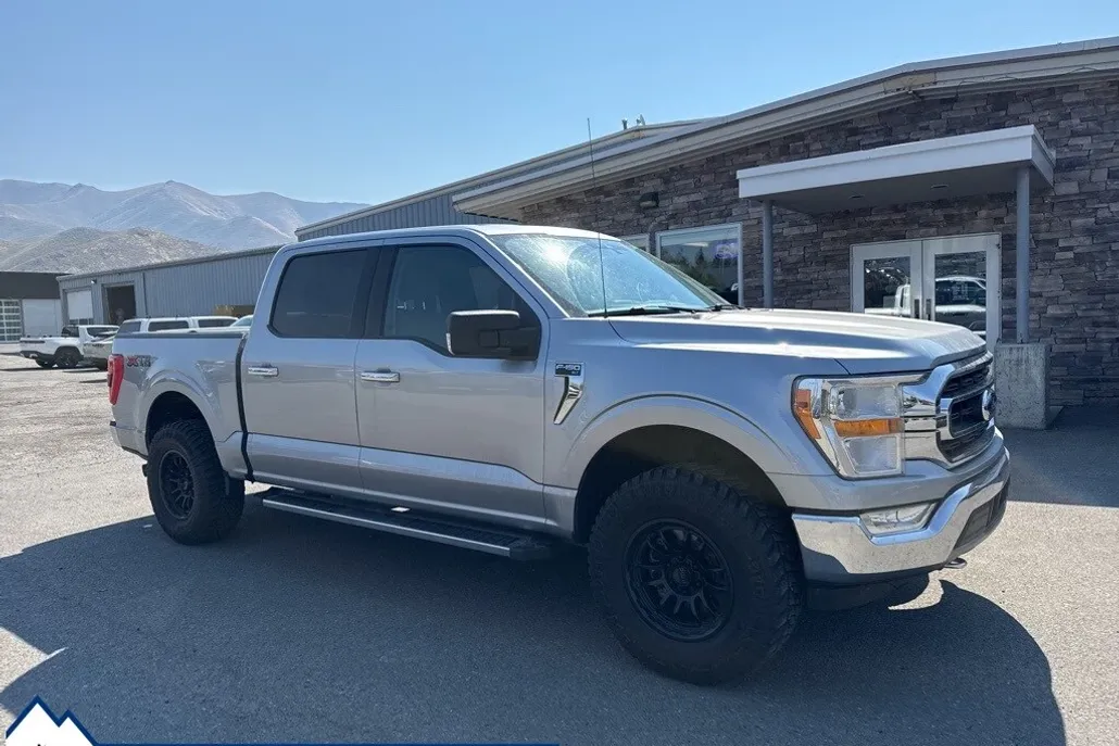 2021 Ford F-150 XLT photo 1