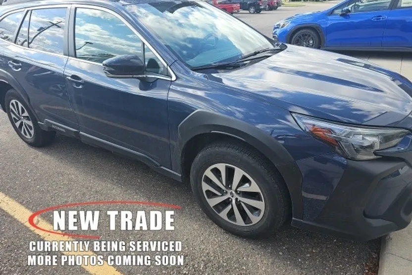 2024 Subaru Outback Premium photo 1