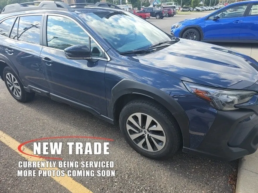 2024 Subaru Outback Premium photo 1