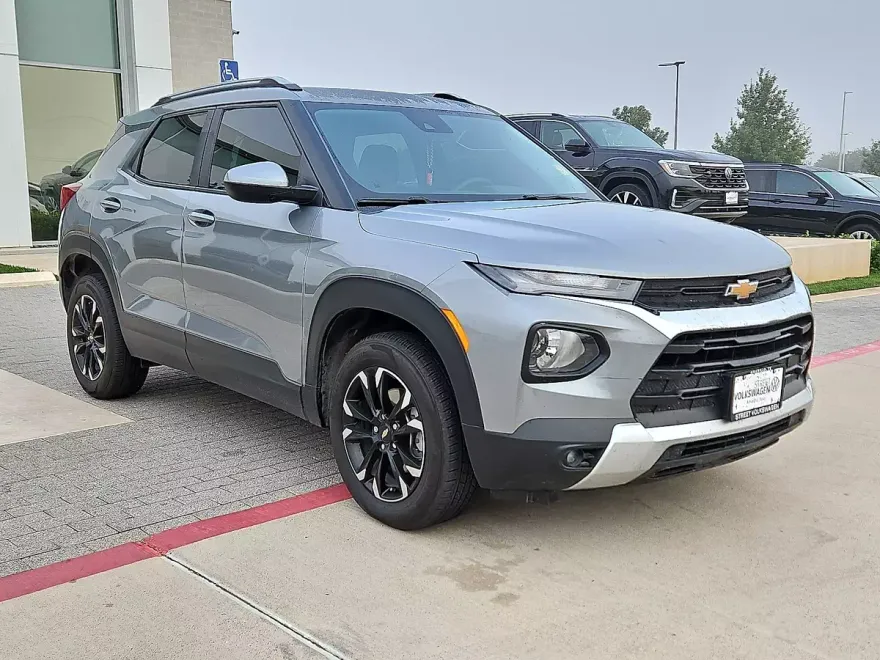 2023 Chevrolet Trailblazer LT photo 1