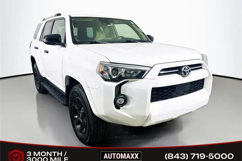 2022 Toyota 4Runner SR5 Premium photo 1