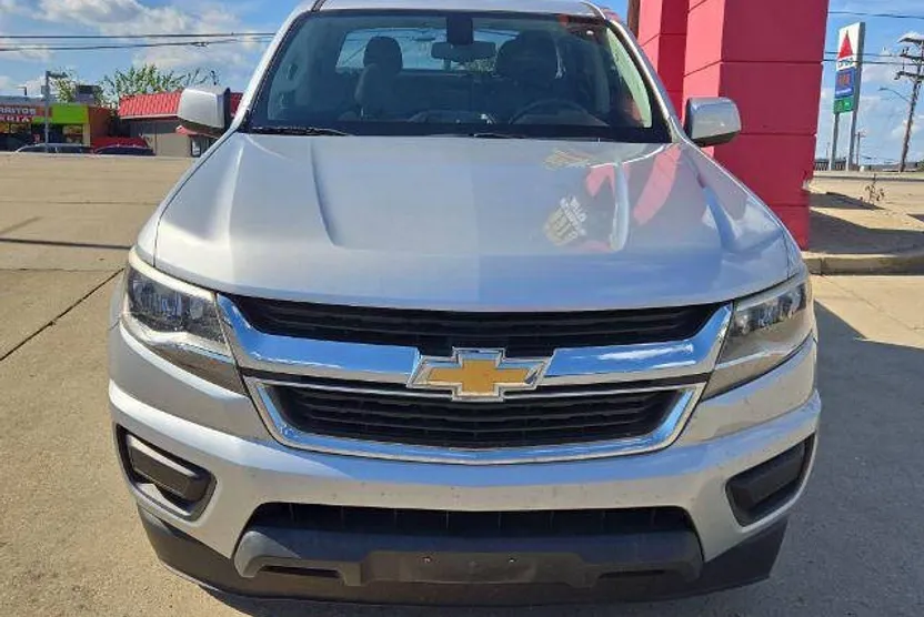 2018 Chevrolet Colorado LT photo 1