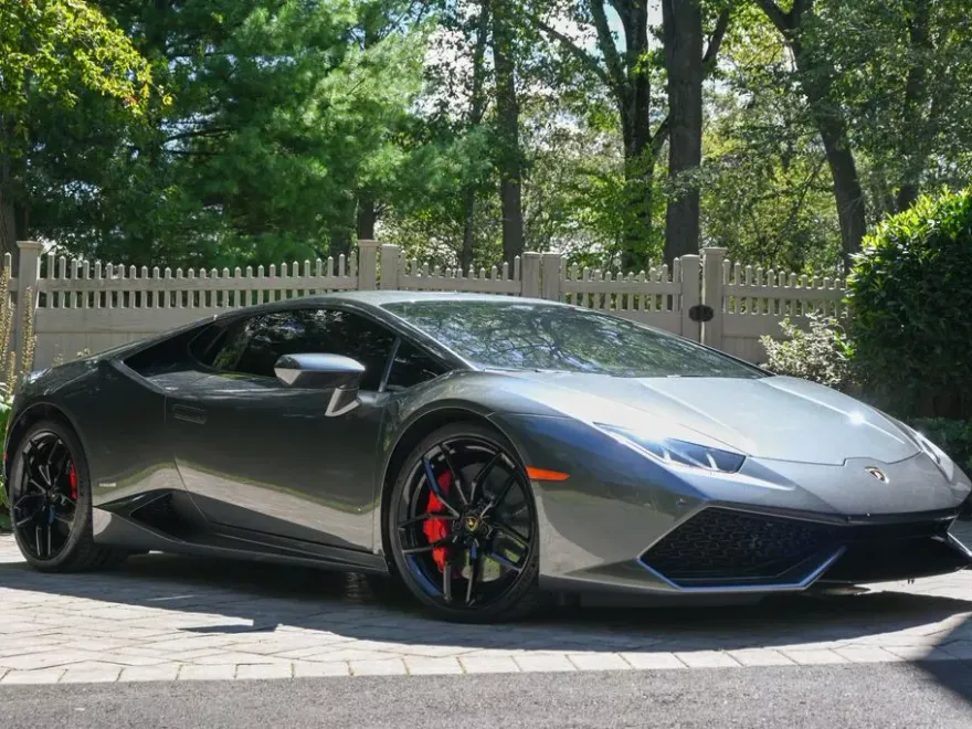 2015 Lamborghini Huracan Coupe photo 1