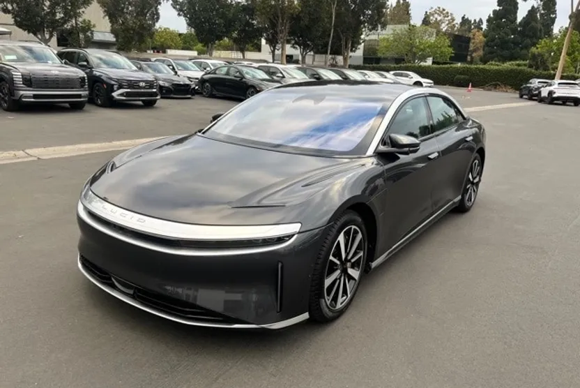 2023 Lucid Air Touring photo 1