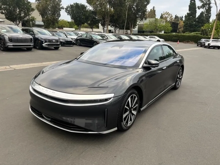 2023 Lucid Air Touring photo 1