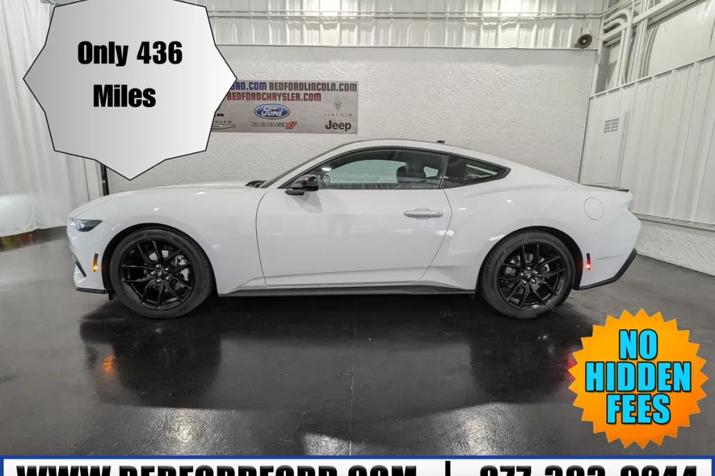 2024 Ford Mustang EcoBoost Premium photo 1