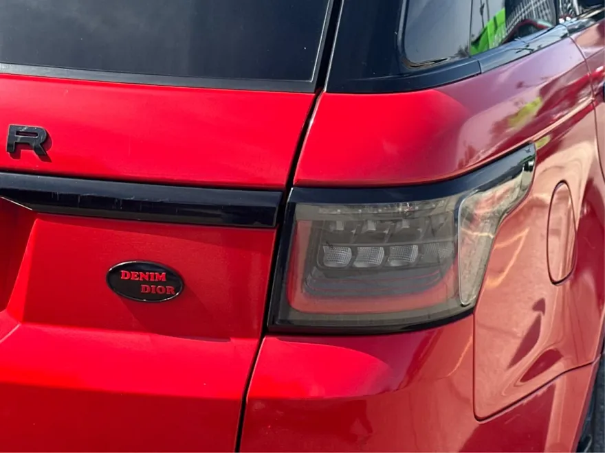 2020 Land Rover Range Rover Sport SE photo 28