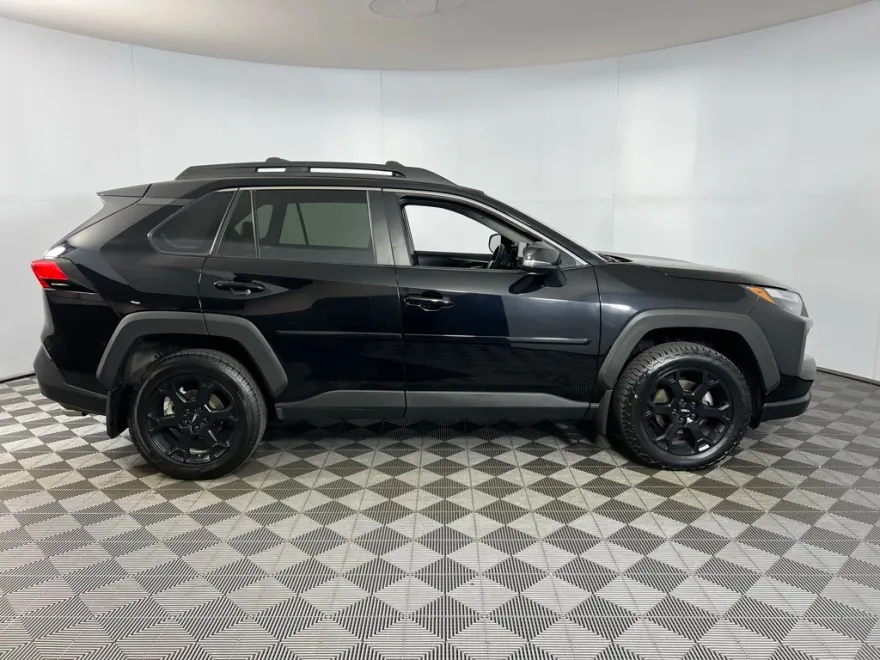 2023 Toyota RAV4 TRD photo 1