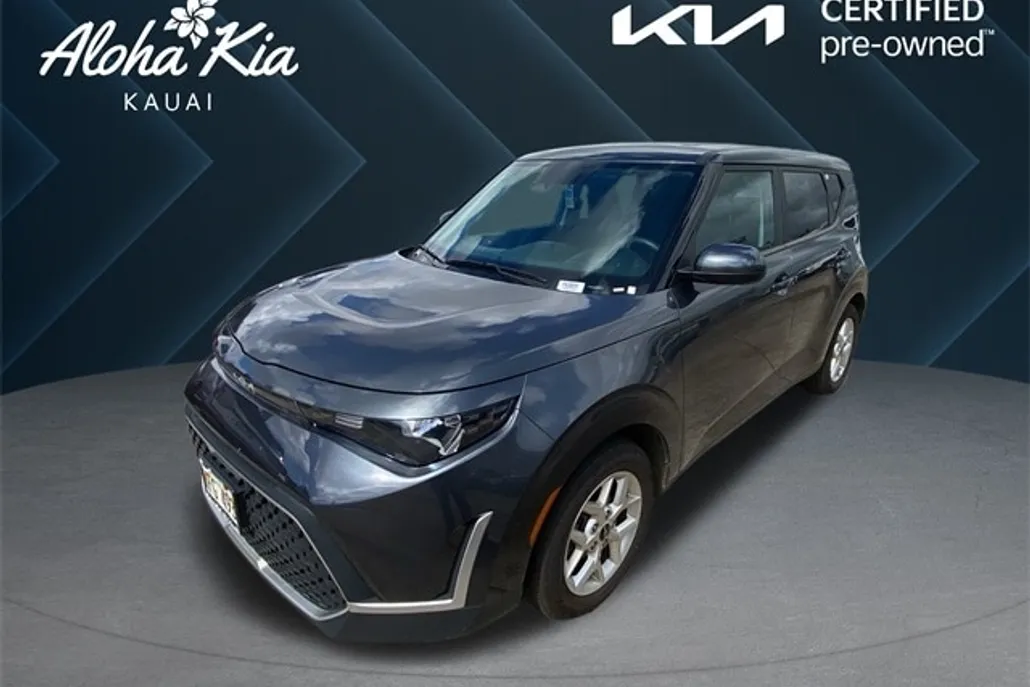 2023 Kia Soul LX photo 1