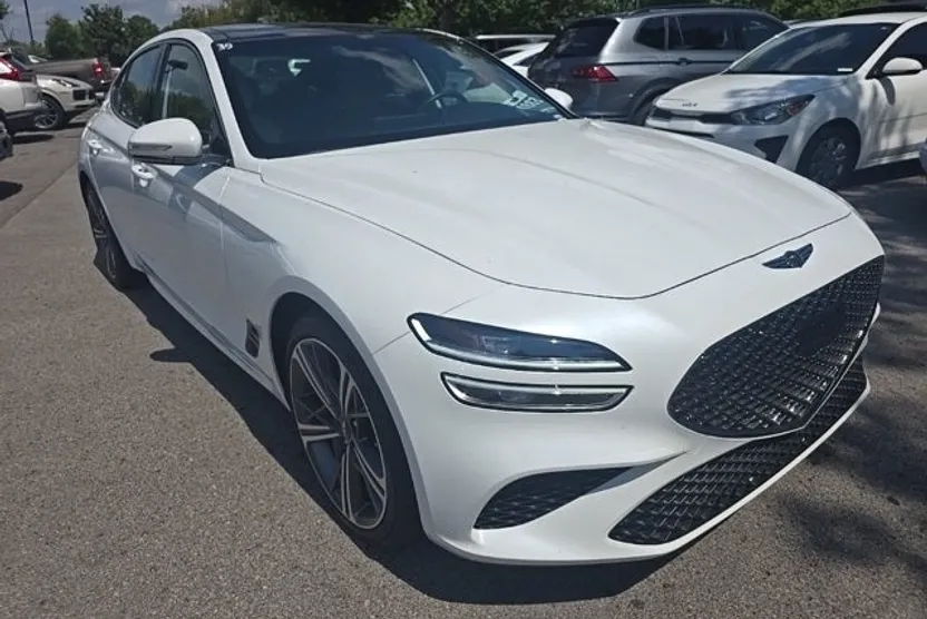 2025 Genesis G70 2.5T photo 1