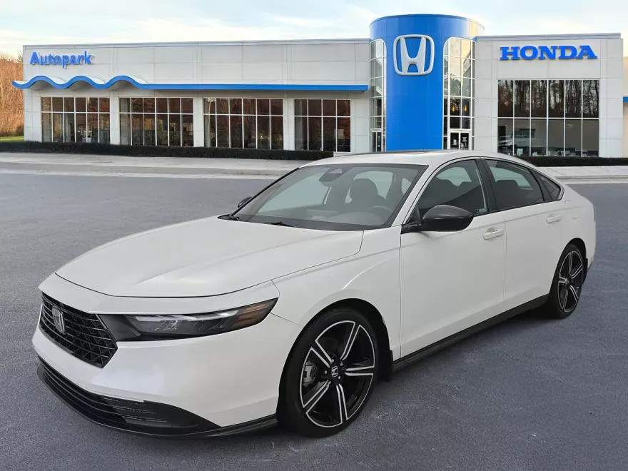 2023 Honda Accord Hybrid Sport photo 1