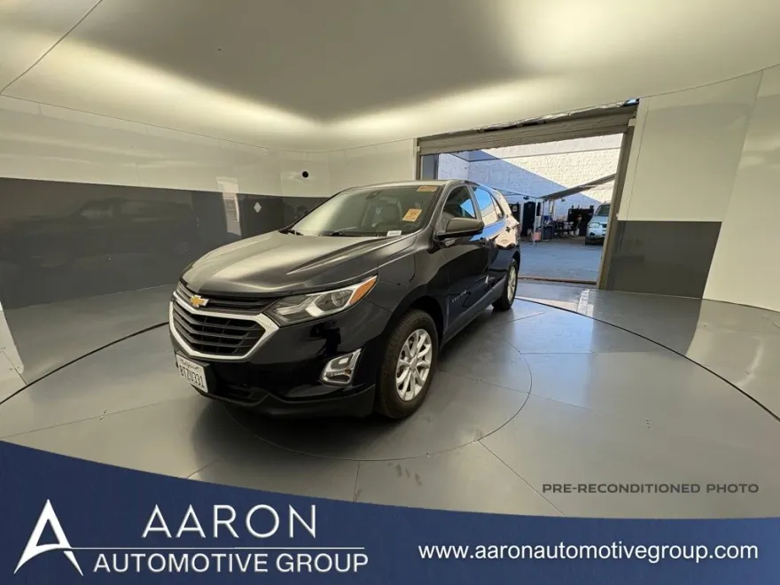 2021 Chevrolet Equinox LS photo 1