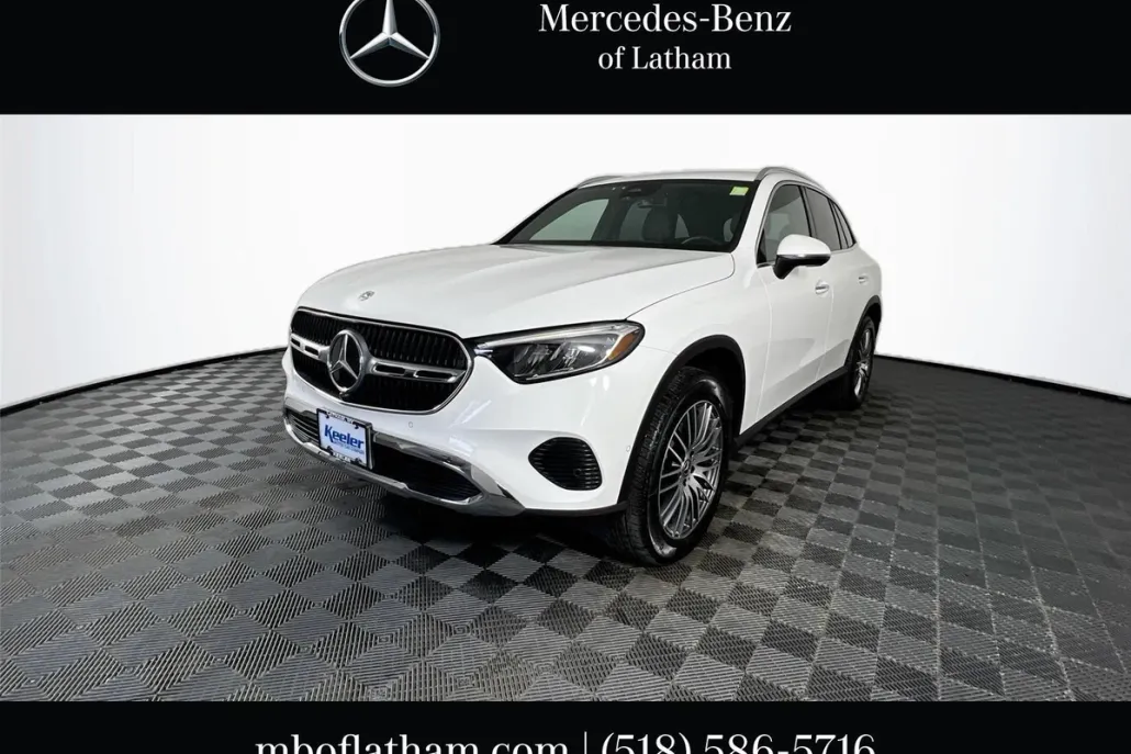 2025 Mercedes Benz GLC 300 4MATIC photo 1