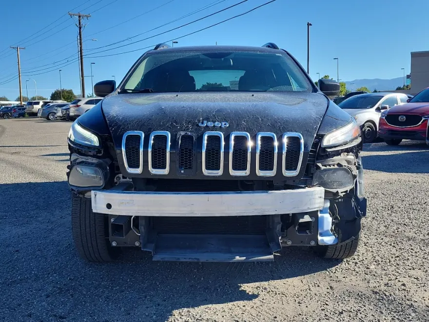 2016 Jeep Cherokee Sport photo 1